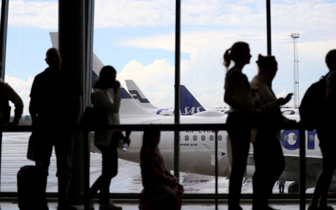 Coffee, tea or rodent: inflight meal mouse grounds SAS flight from Oslo