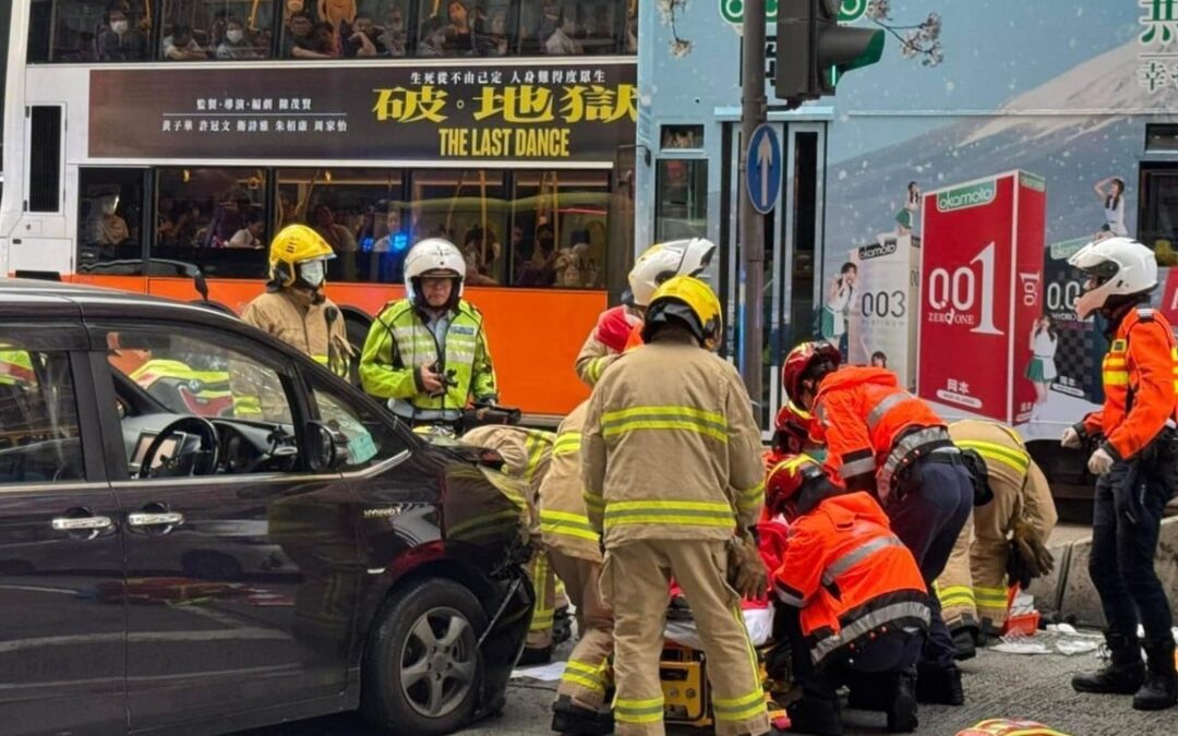 7-seater vehicle loses control in Hong Kong’s North Point, hits 2 pedestrians