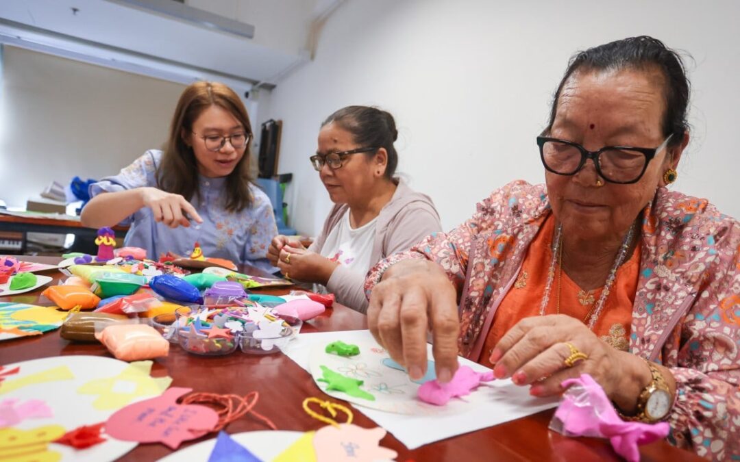 Elderly from Hong Kong’s ethnic minorities learn to cope with hurdles through arts