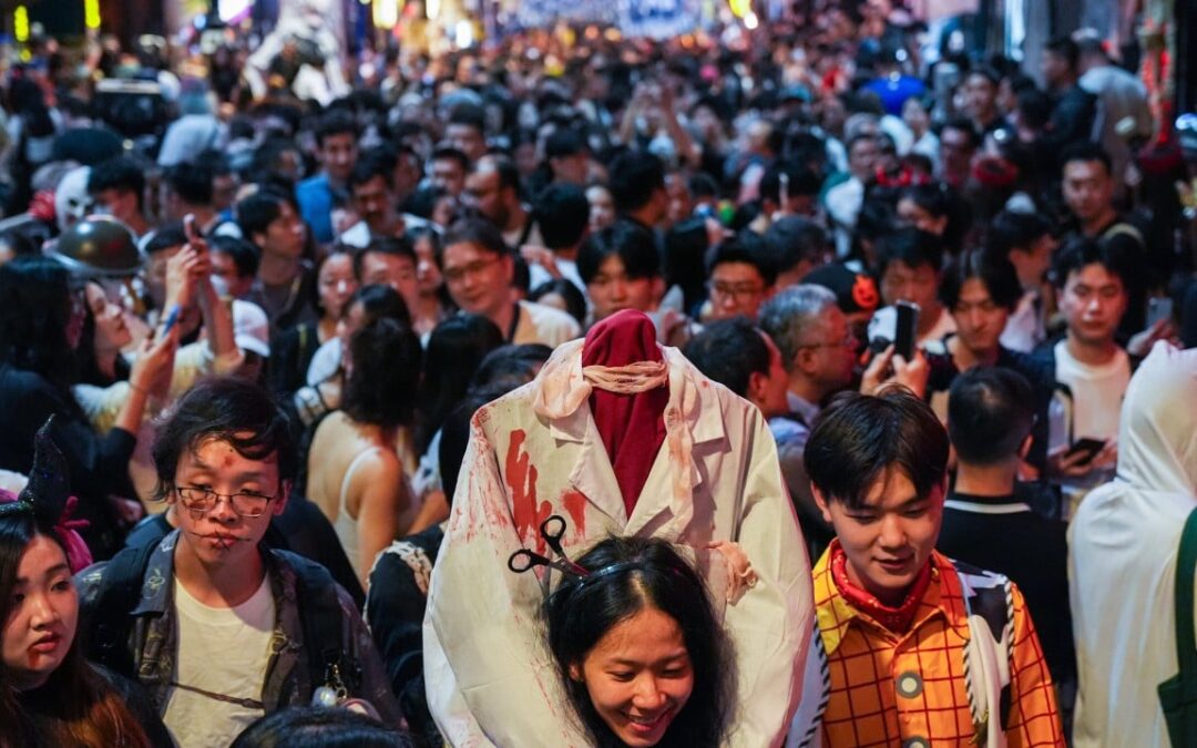 ‘Back to the old times of Hong Kong’: Halloween draws tens of thousands to Lan Kwai Fong