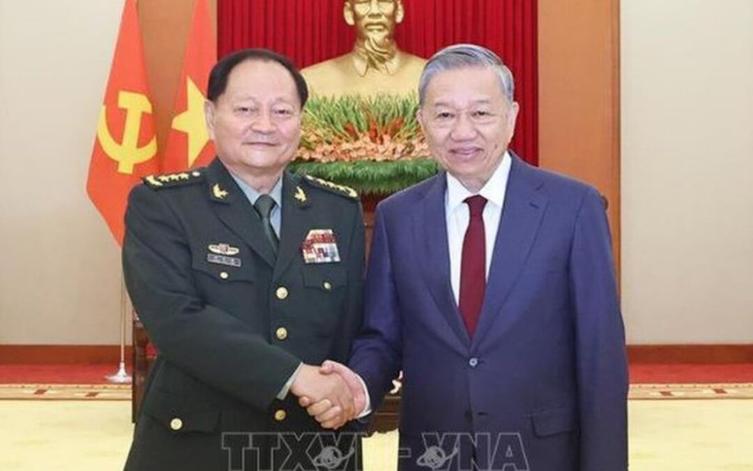 Top Chinese military commander visits Vietnam for talks on closer cooperation