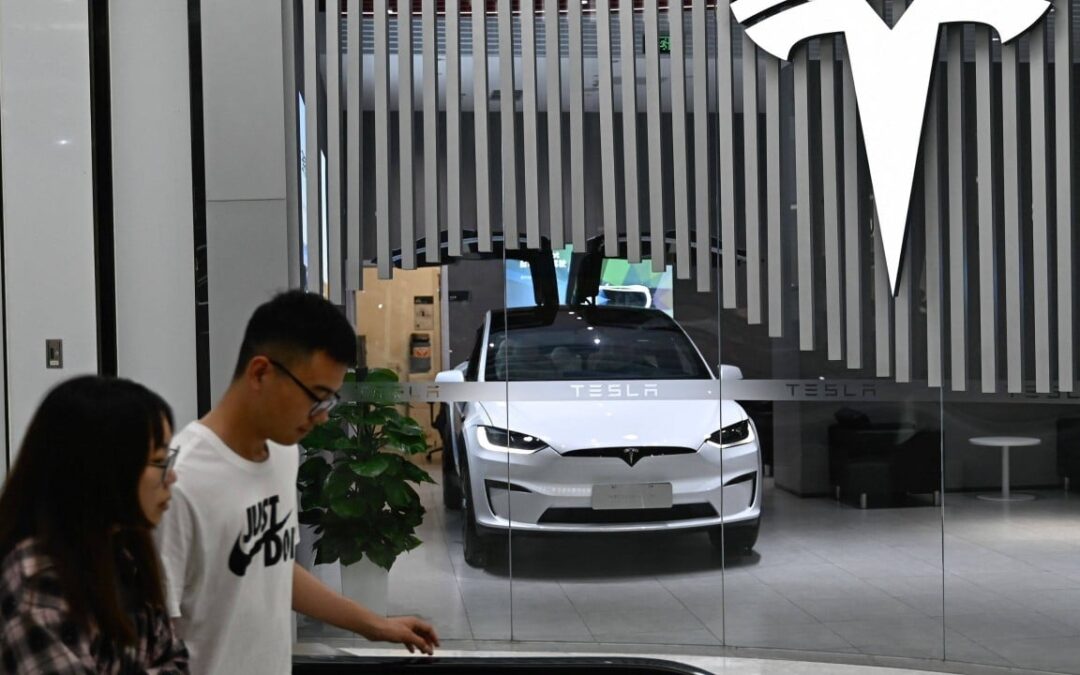 Tesla is the pure EV king, but Chinese drivers steer to hybrids as they worry about range