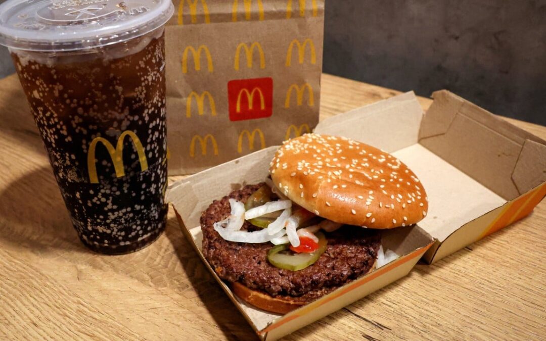 US fast-food chains pull onions from some menus after McDonald’s E coli outbreak