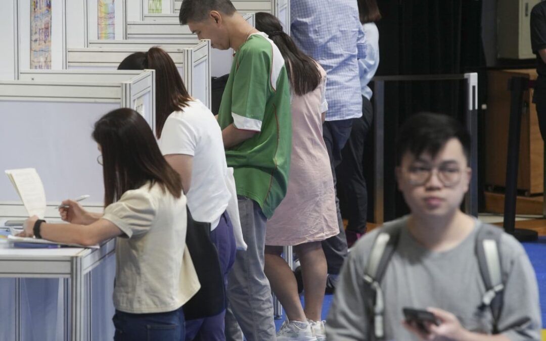 Hong Kong to allow non-local undergraduate students to work part-time in city