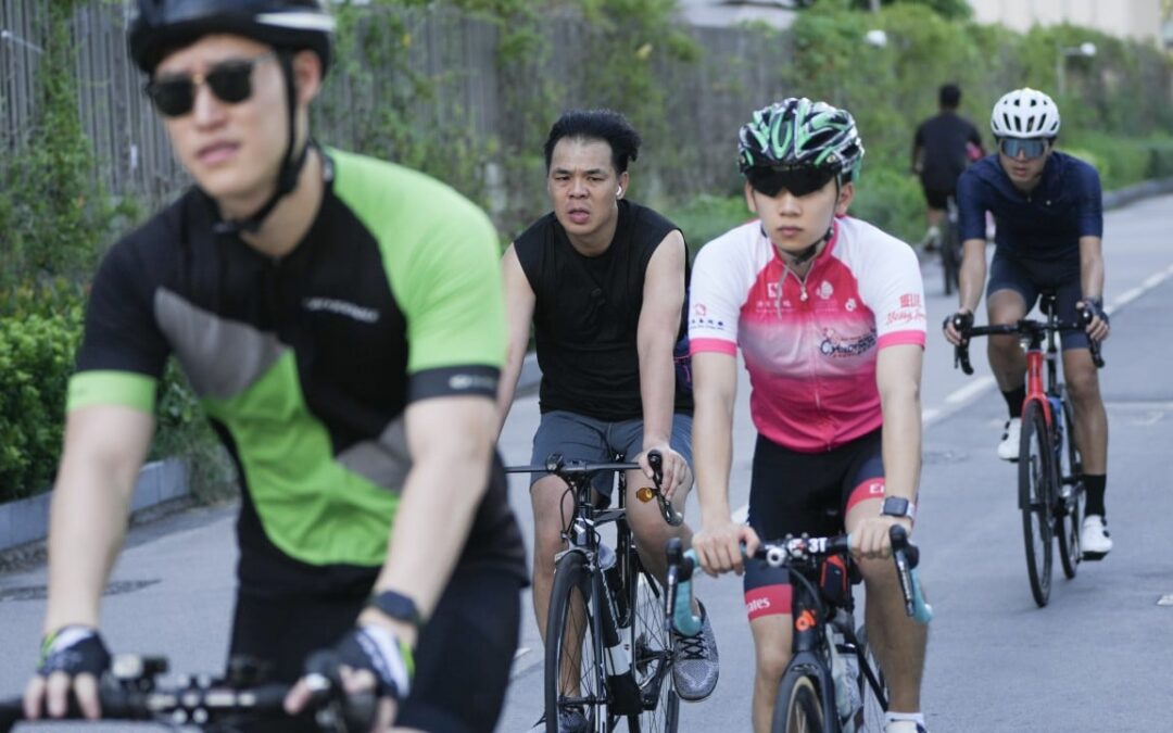 Hong Kong cyclists call for public education to promote helmets but divided on proposed law