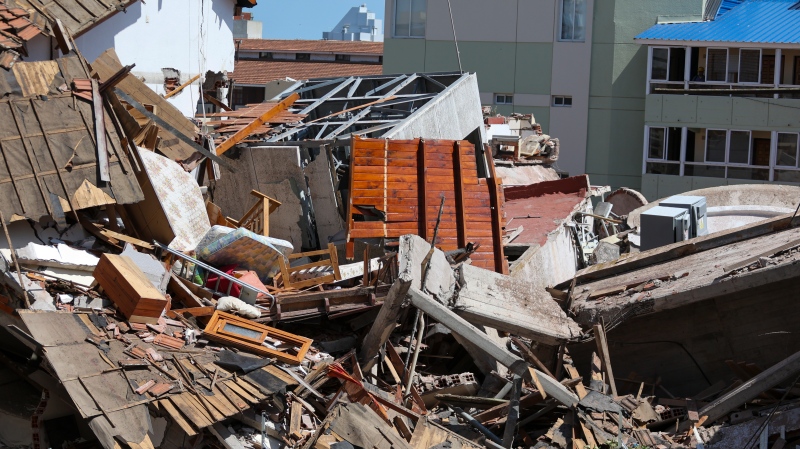 A hotel collapses in Argentina and leaves 1 dead and several trapped