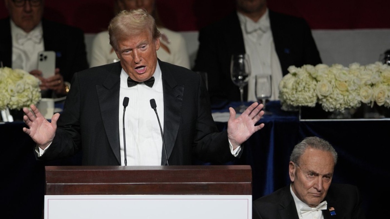 Trump delivers a pointed and at times bitter speech at Al Smith charity dinner