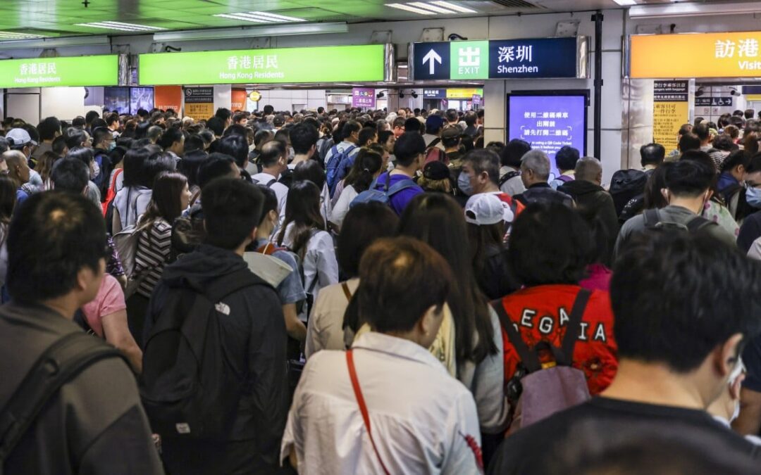 Hong Kong authorities mull extending open hours at border for busy overnight traffic