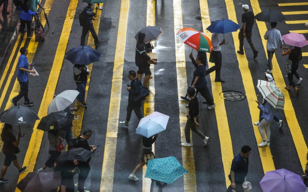 Super Typhoon Man-yi barrels towards Hong Kong but will weaken as it nears