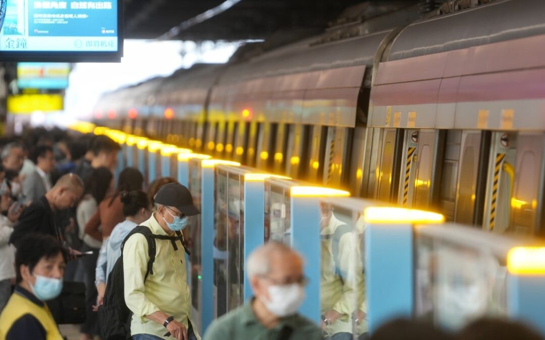 Hong Kong MTR train captain suspended from driving after doors fail to close