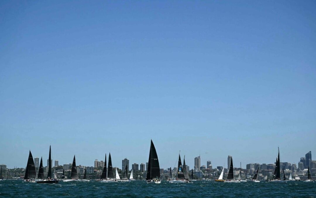 2 dead in separate incidents during treacherous Sydney-Hobart yacht race