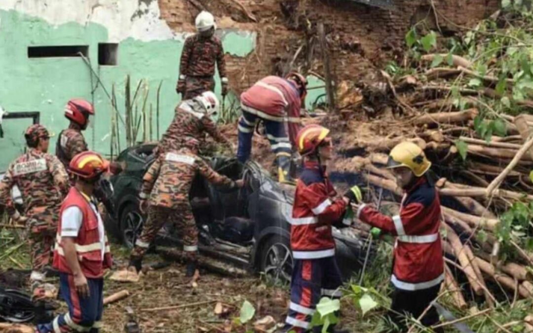 Family of Chinese tourists killed in Malaysia wall collapse seeks US$378,356 compensation