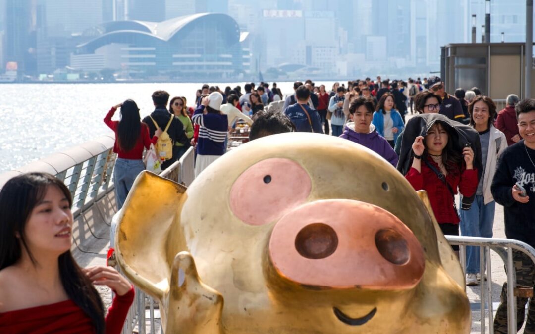 Mainland Chinese will remain bulk of tourists to Hong Kong in next 5 years: minister