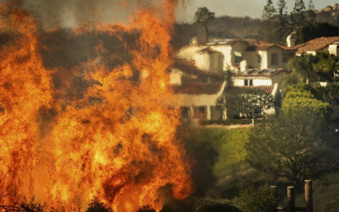 Raging Los Angeles wildfire engulfs upscale Pacific Palisades, triggers evacuations