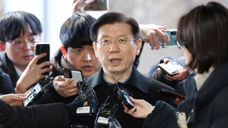 South Korea’s acting leader accepts resignation of presidential security chief