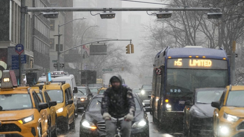 Traffic into Manhattan drops 7.5% in first week of new toll. That’s 43,000 fewer cars a day